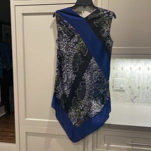 BCBG Silk top - - Picture 5 of 7